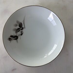 Elegant White and Gray Dinner Plate